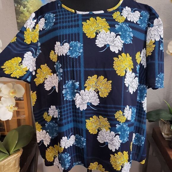 Apt 9 Puff Sleeve Floral any plaid navy blue Blouse Top XL women's plus - Picture 1 of 5